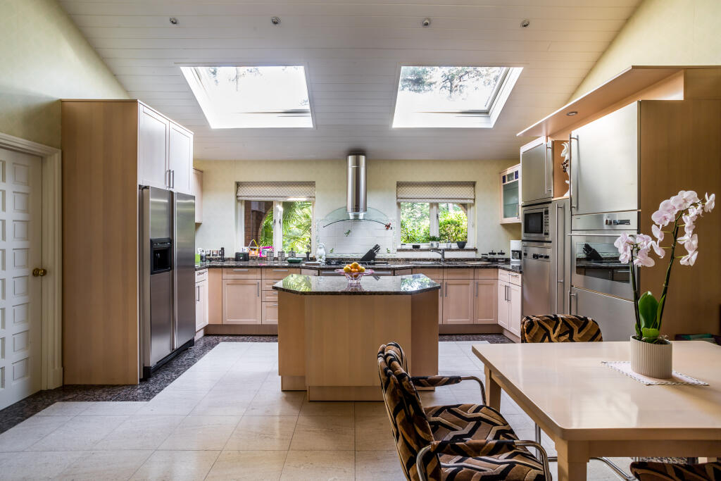 Additional property image - Birch Hill, Croydon, CR0