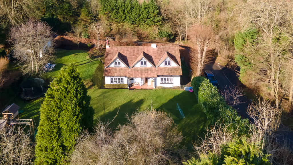 Additional property image - Woodland Way, Caterham, CR3