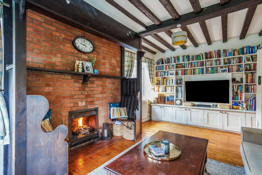 Additional property image - Woodland Way, Caterham, CR3