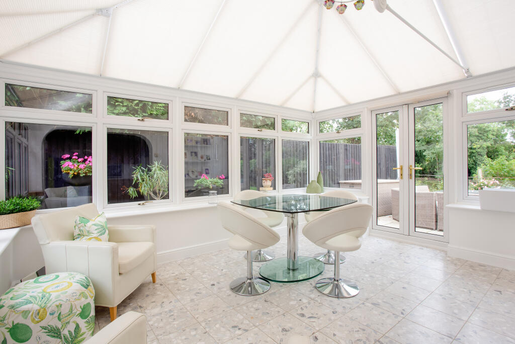 Additional property image - Selborne Road, Croydon, CR0