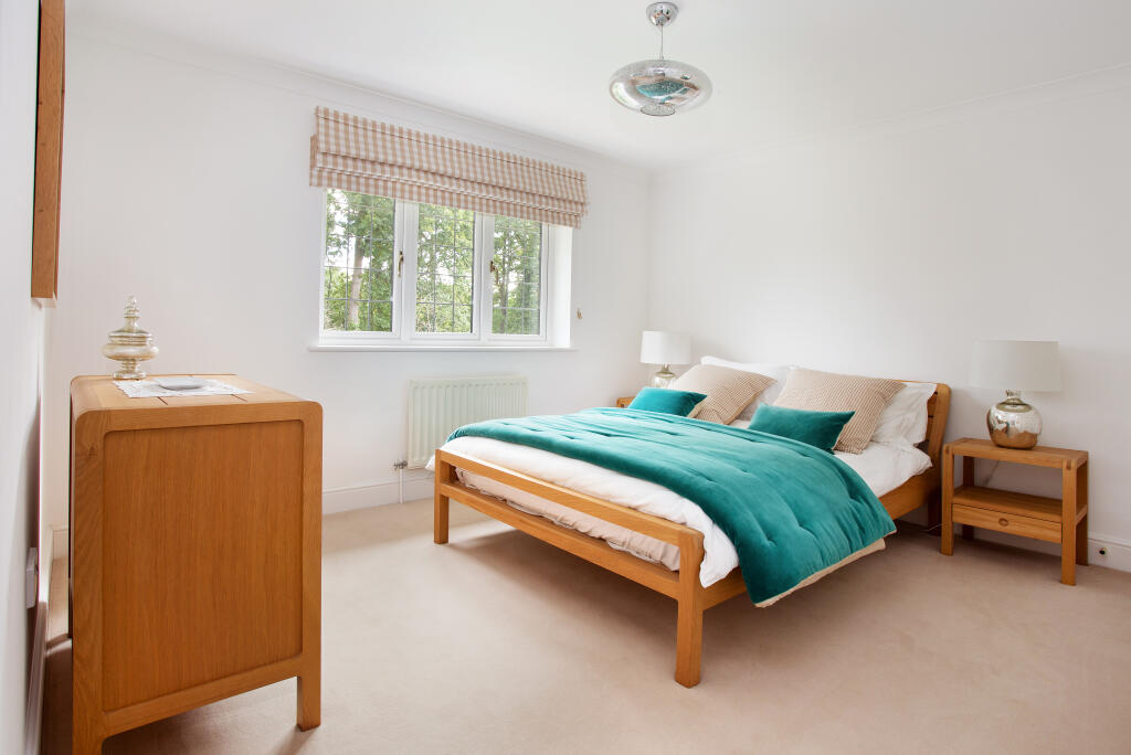 Additional property image - Selborne Road, Croydon, CR0