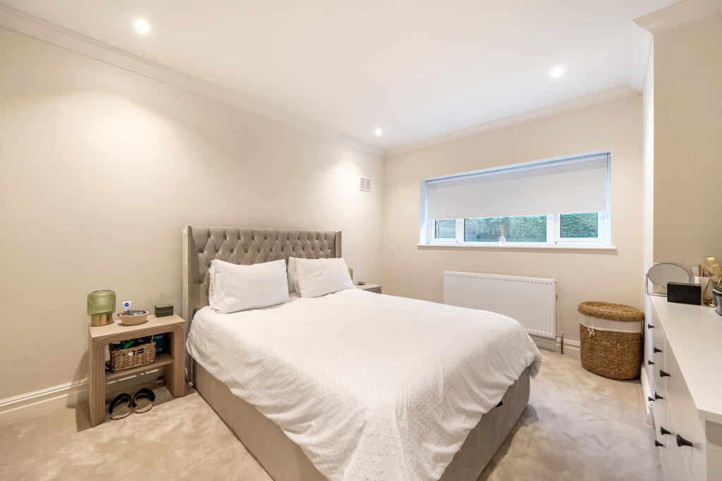 Additional property image - Coulsdon Road, Coulsdon, CR5