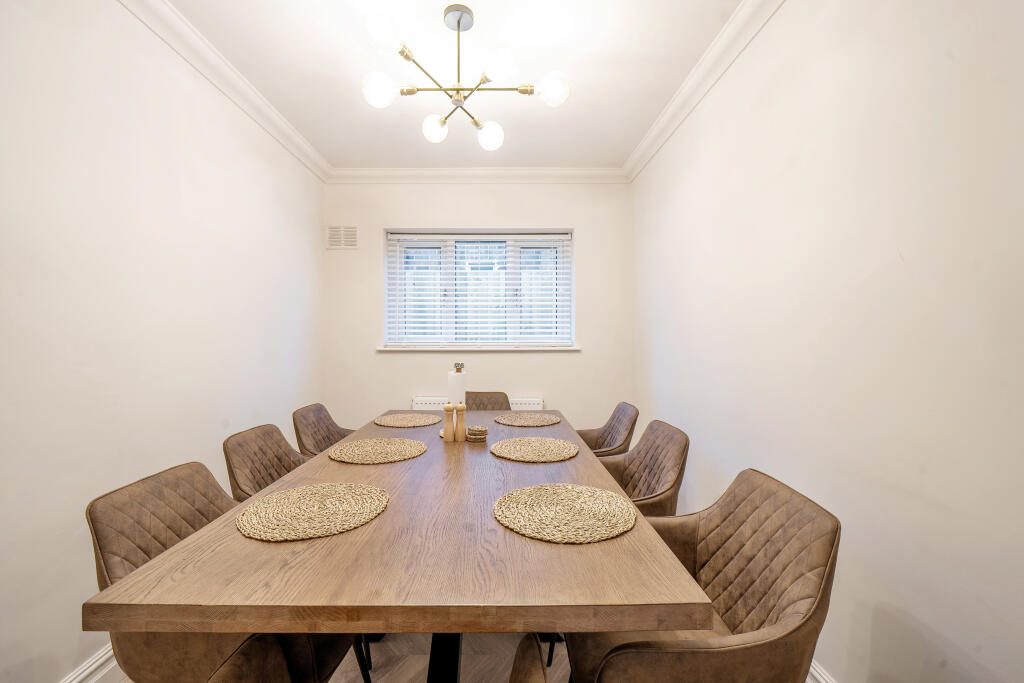 Additional property image - Coulsdon Road, Coulsdon, CR5