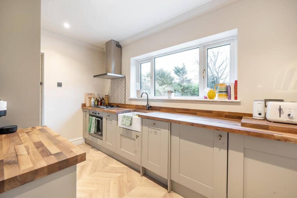 Additional property image - Coulsdon Road, Coulsdon, CR5