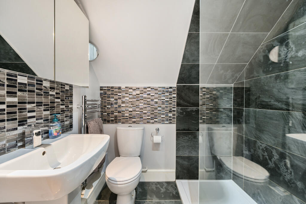 Additional property image - Newbery Close, Caterham, CR3