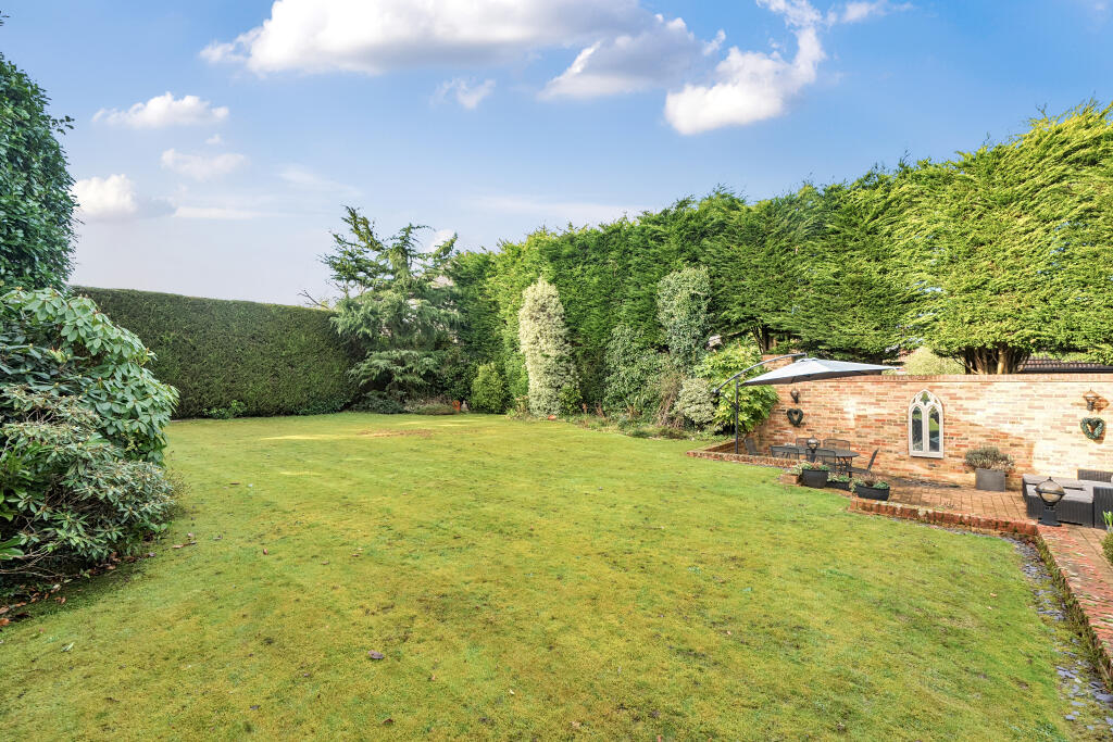 Additional property image - Chaldon Common Road, Caterham, CR3