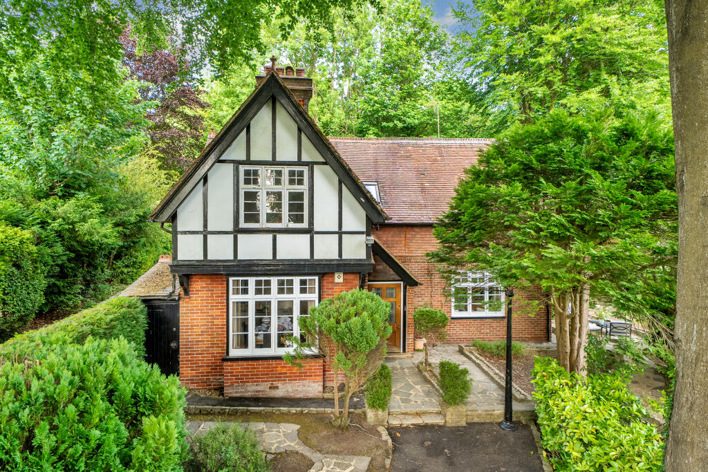 Main image of property: Harestone Hill, Caterham, CR3