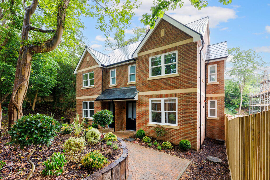 Main image of property: Donaldson Mews, Park Road, Kenley, CR8