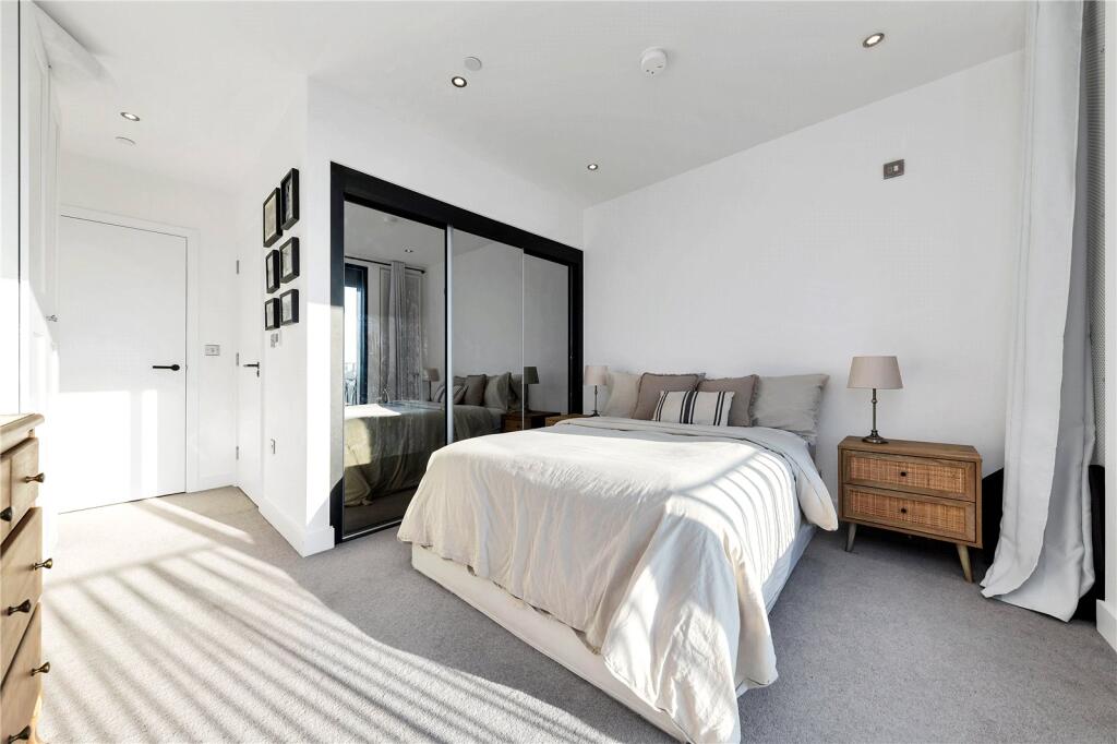 Additional property image - Turing Way, Cambridge, Cambridgeshire