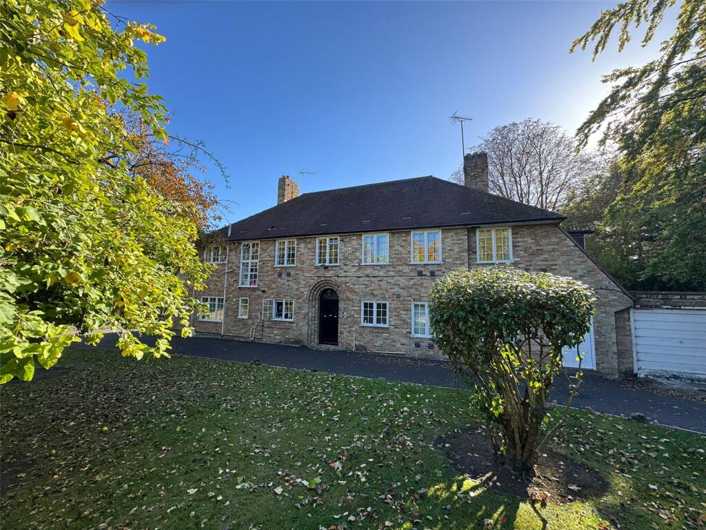 Main image of property: Gilling House, 51 Madingley Road, Cambridge