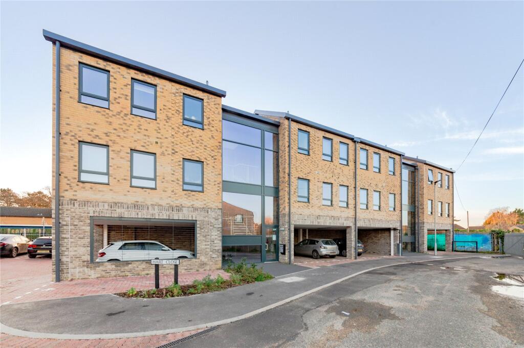 Main image of property: Hart Close, Histon, Cambridge