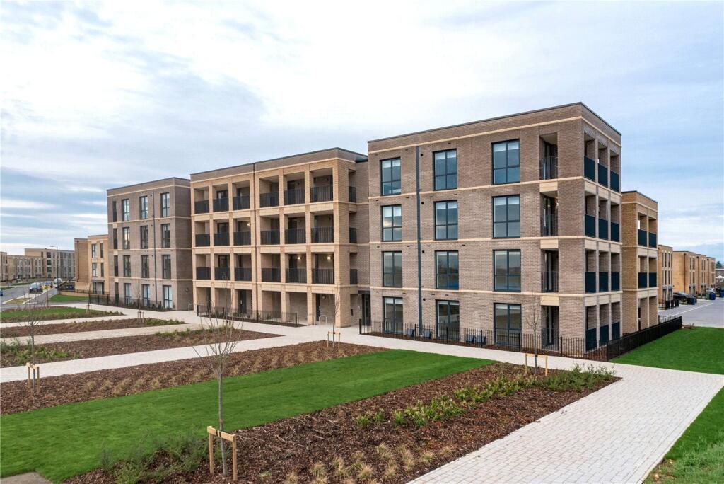 Main image of property: Osprey Drive, Trumpington, Cambridge, Cambridgeshire