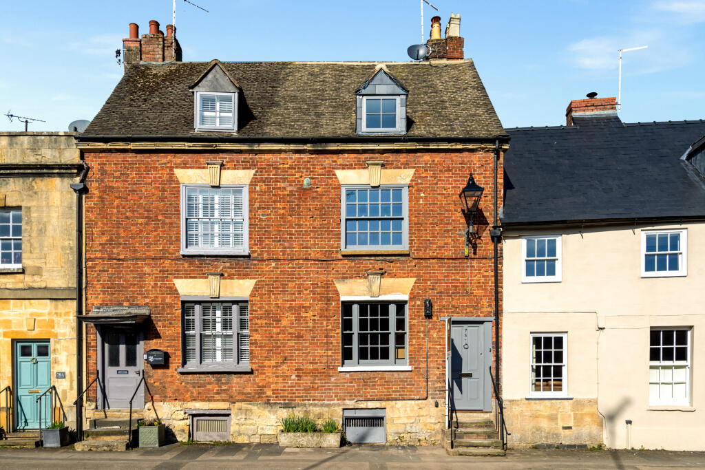 Main image of property: Gloucester Street, Winchcombe, GL54