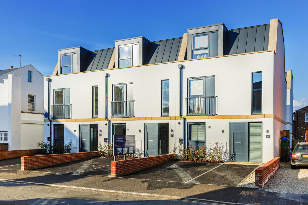 Main image of property: Carlton Street, Cheltenham, GL52