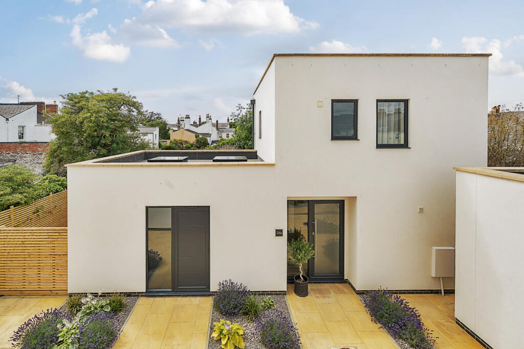 Main image of property: Carlton Street, Cheltenham, GL52