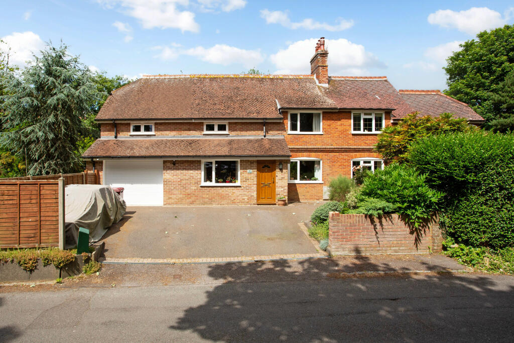 Main image of property: Coach Road, Chichester, PO20