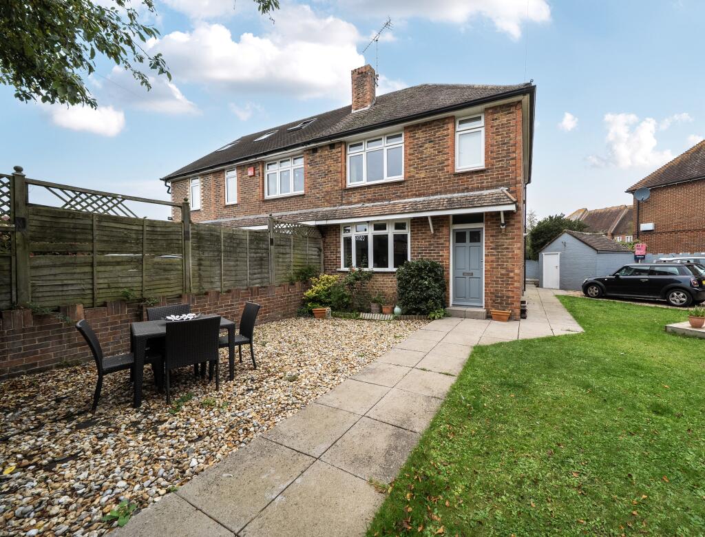 Main image of property: Velyn Avenue, Chichester, PO19