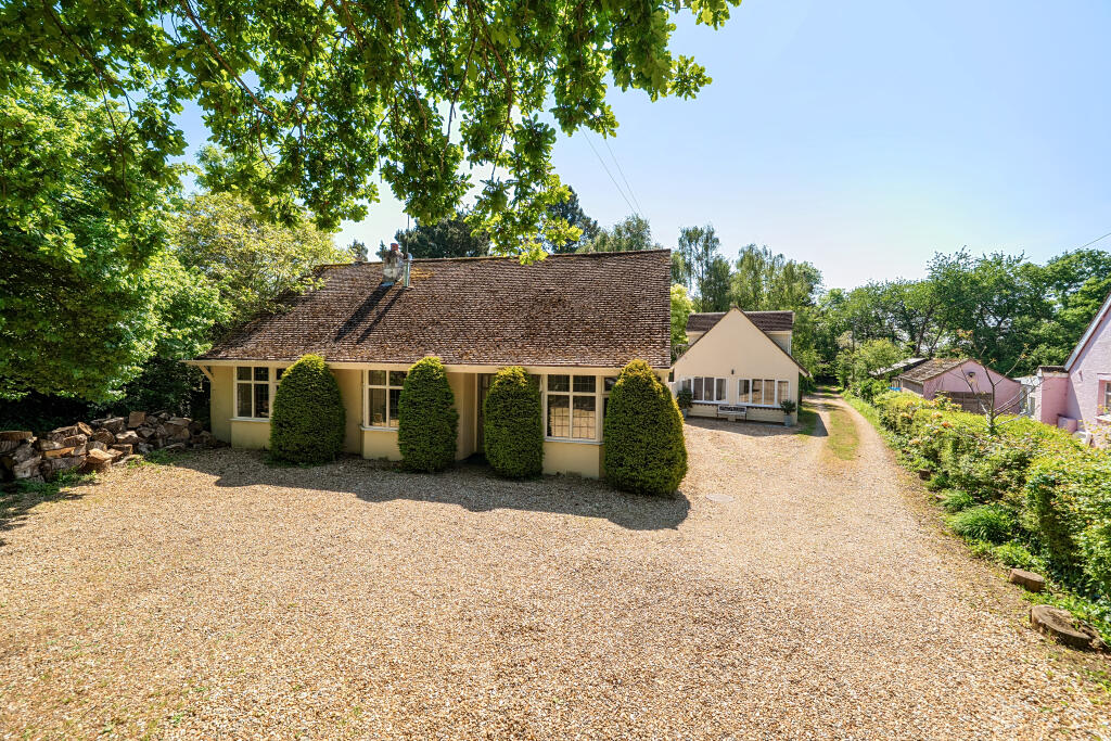 Main image of property: Wandleys Lane, Eastergate, Chichester, PO20