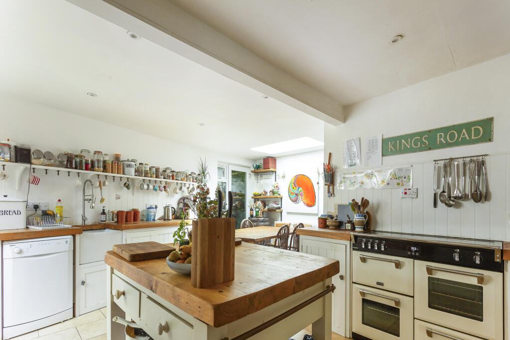 2 bedroom semidetached house for sale in Siddington, Cirencester, GL7