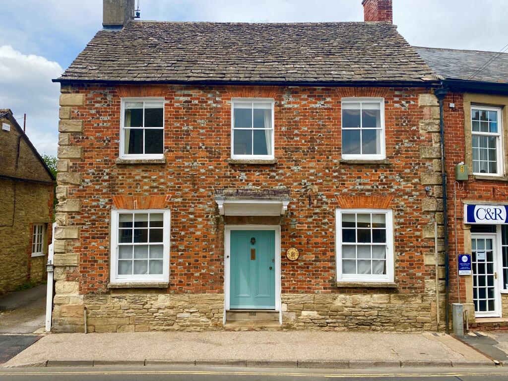 Main image of property: High Street, Lechlade, GL7