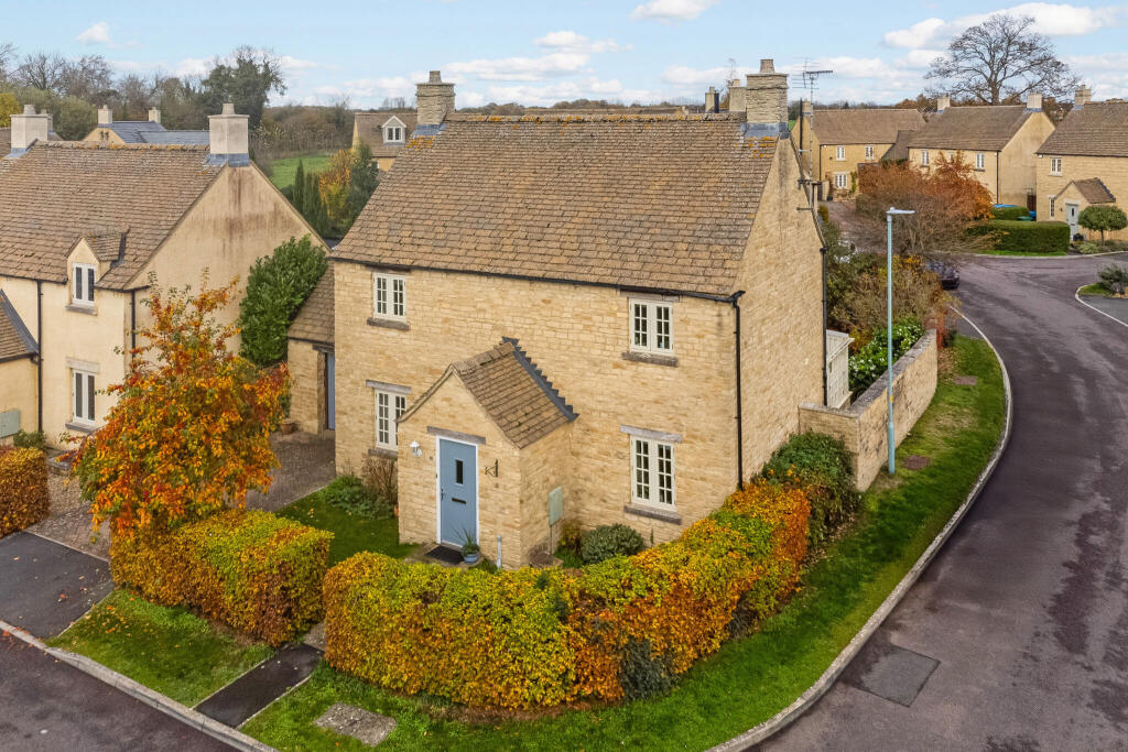 Main image of property: The Wern, Lechlade, GL7