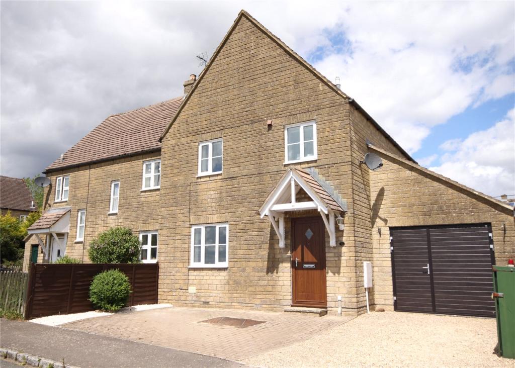 3 bedroom semidetached house for sale in Woodland View, Woodmancote