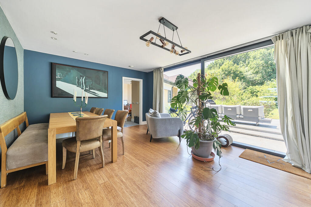 Main image of property: Gatesden Road, Leatherhead, KT22