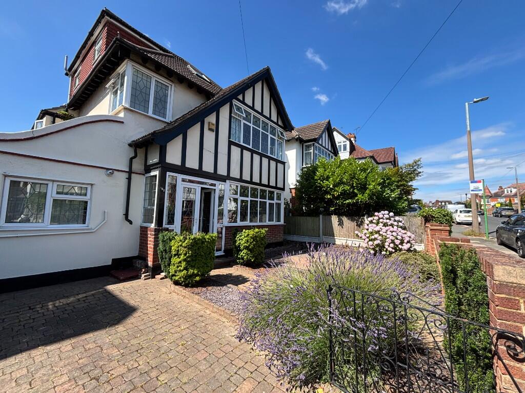 Main image of property: Kings Road, Leigh-On-Sea, Essex, SS0
