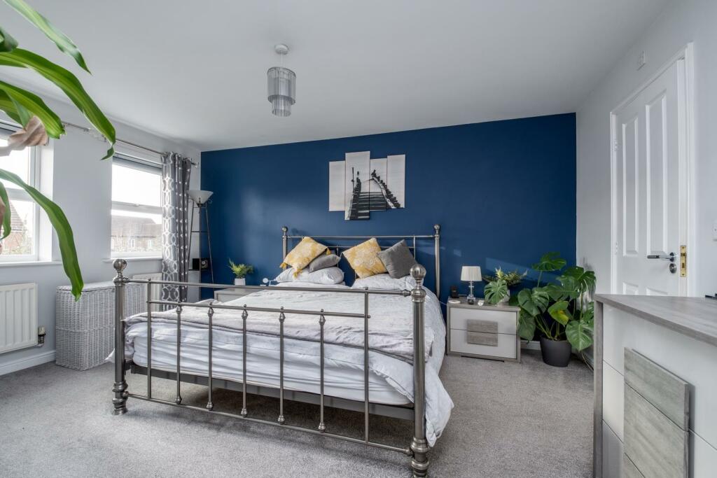 5 bedroom detached house for sale in Harriers Croft, Dalton, Thirsk, YO7