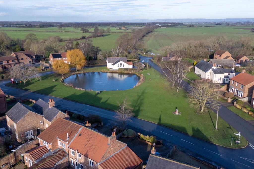 Main image of property: Tholthorpe, York