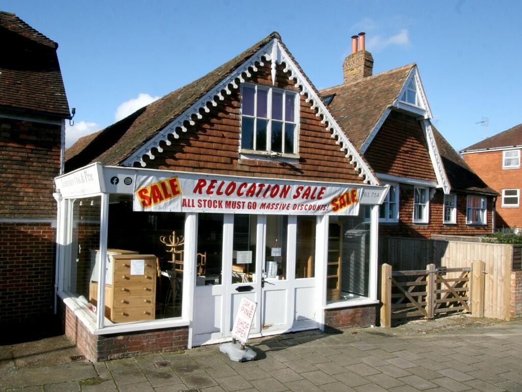 Commercial property for rent in West Cross, Tenterden, Kent, TN30