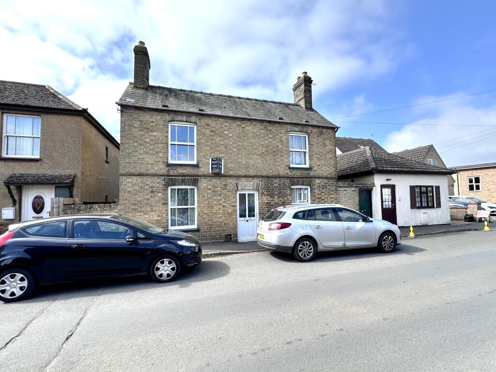 2 bedroom detached house for sale in Fountain Lane, Soham, Ely, CB7