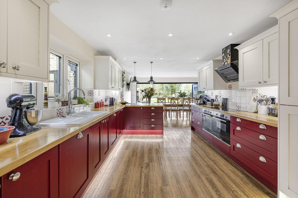 Additional property image - Oakwood House, Barcham Road, Soham, Ely, Cambridgeshire
