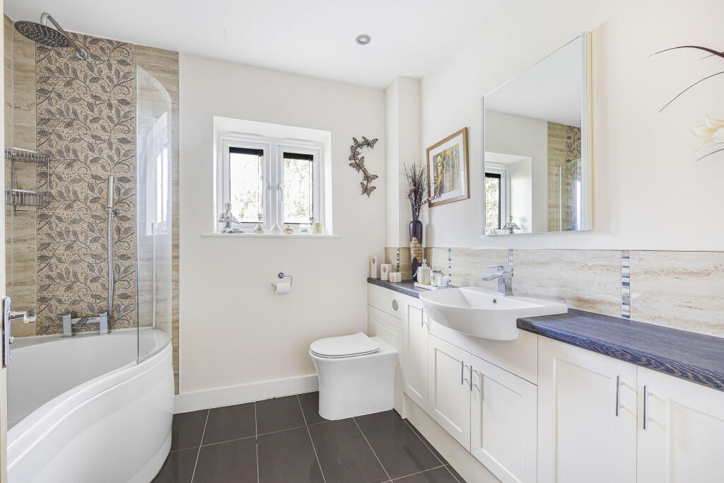 Additional property image - Oakwood House, Barcham Road, Soham, Ely, Cambridgeshire