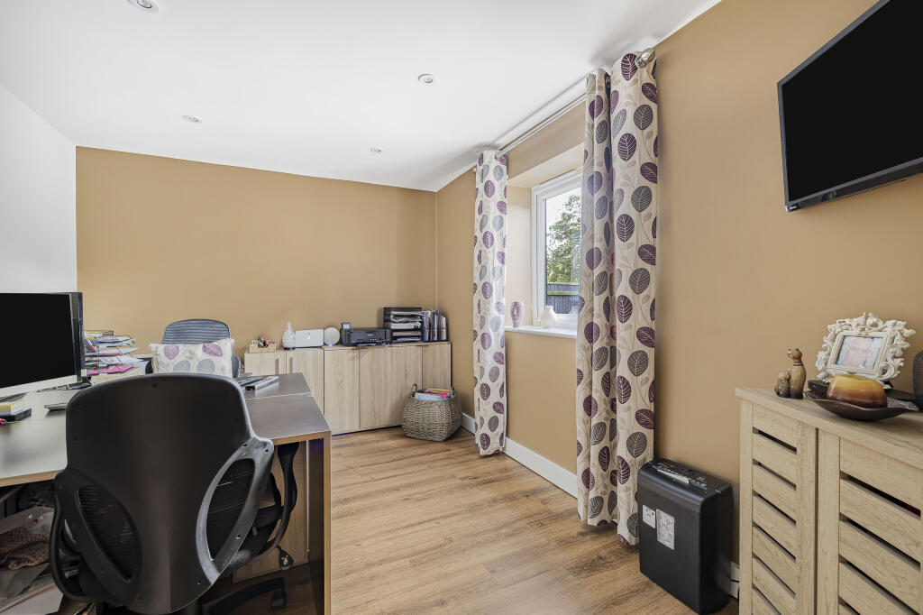 Additional property image - Oakwood House, Barcham Road, Soham, Ely, Cambridgeshire