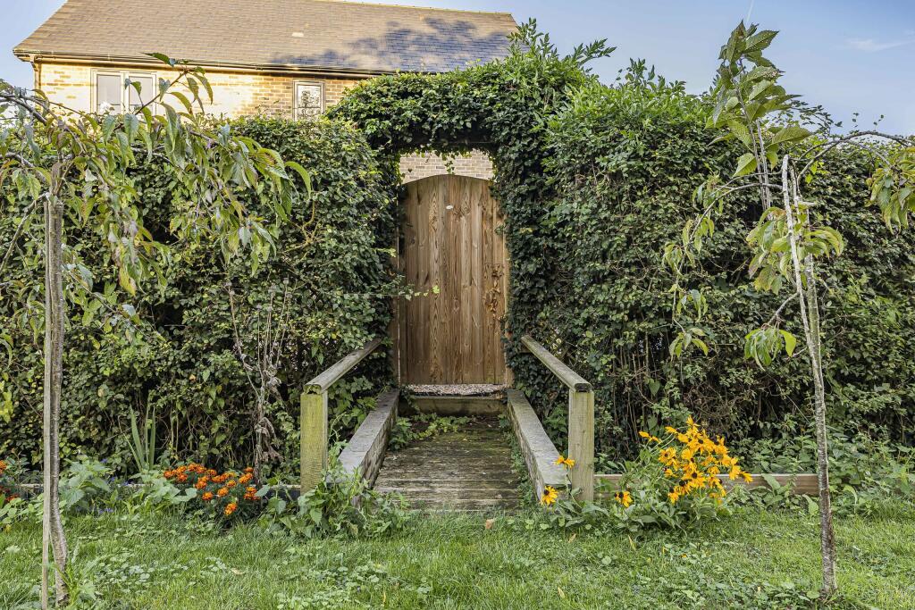 Additional property image - Oakwood House, Barcham Road, Soham, Ely, Cambridgeshire
