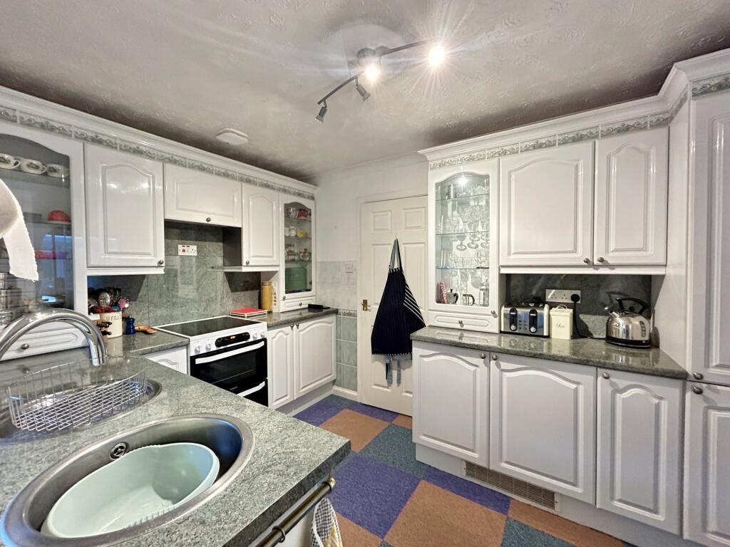 Additional property image - Lawn Lane, Sutton, Ely, Cambridgeshire