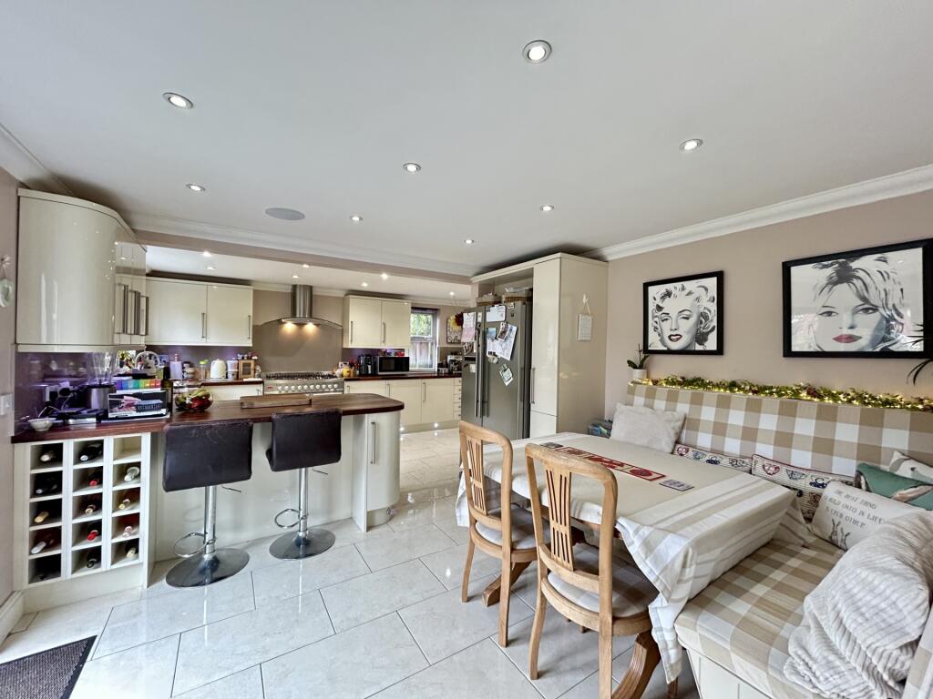 Additional property image - Williams Close, Ely, Cambridgeshire