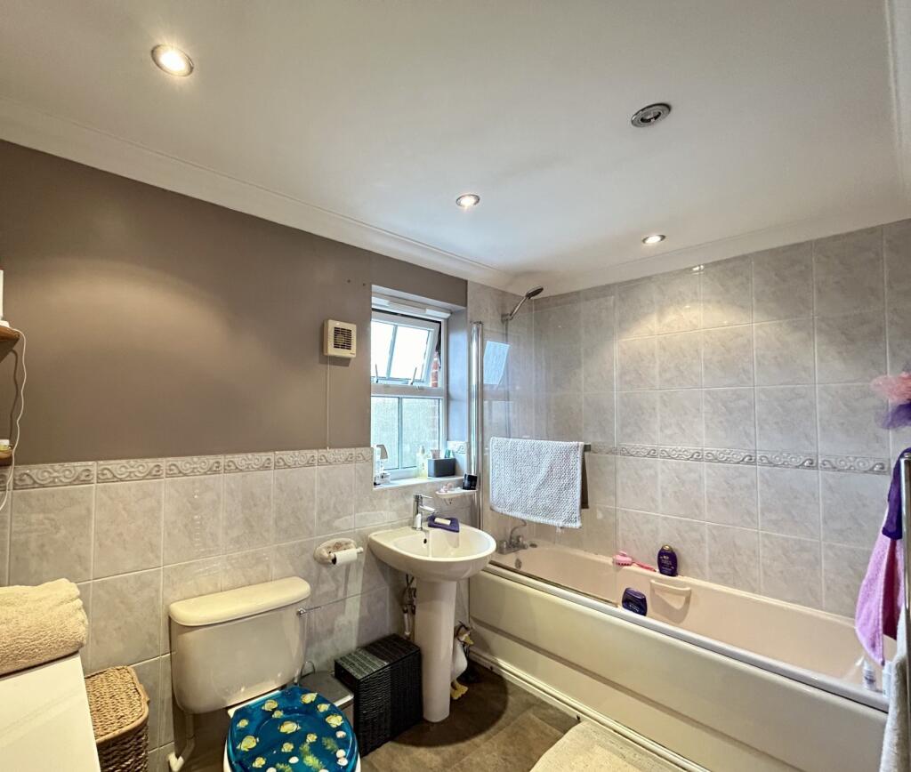 Additional property image - Williams Close, Ely, Cambridgeshire