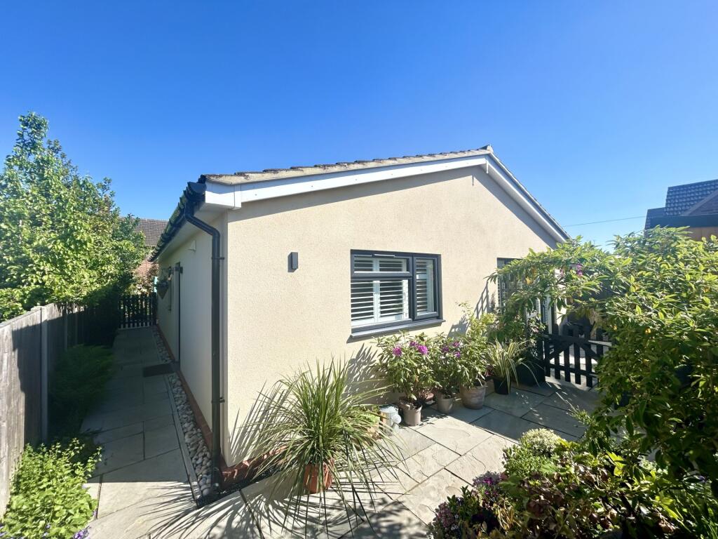 Main image of property: The Retreat, 45a Manor Close, Witchford, Ely, Cambridge