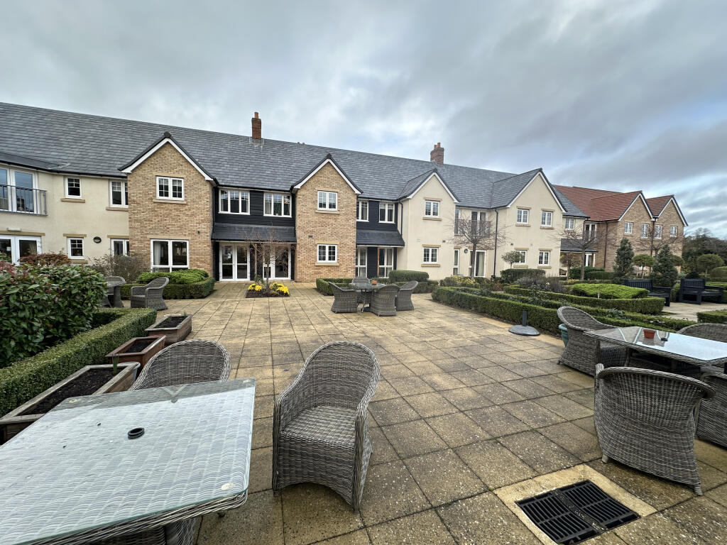 Main image of property: Roslyn Court, Lisle Lane, Ely, Cambridgeshire