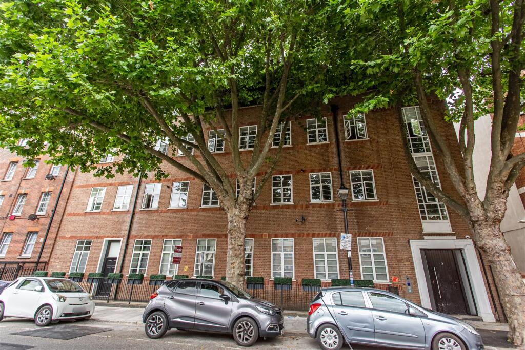 Main image of property: Halesworth Court, Bow, E3