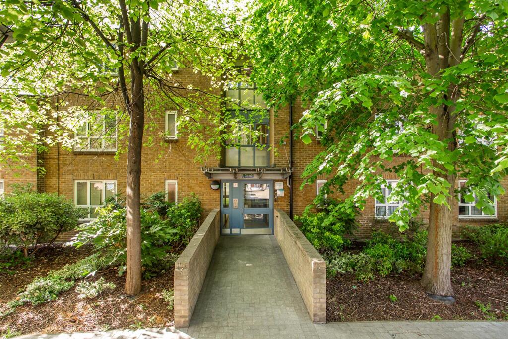 Main image of property: Plimsoll Close, Limehouse, E14