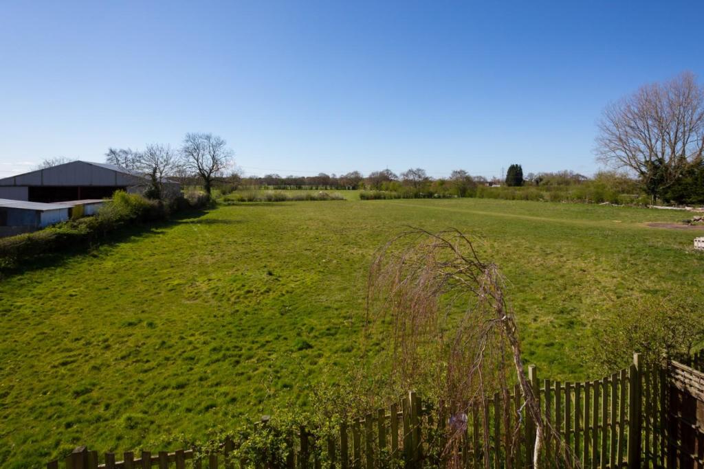 9 bedroom detached house for sale in Hull Road, Dunnington, York, YO19