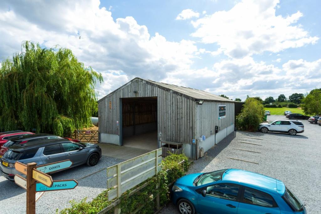 Light industrial facility for rent in Minskip Road, Boroughbridge, York