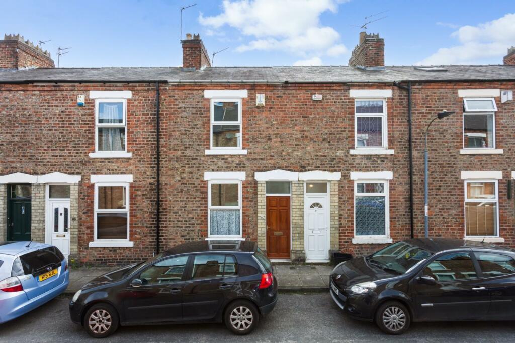2 bedroom terraced house for sale in Willis Street, off Heslington Road