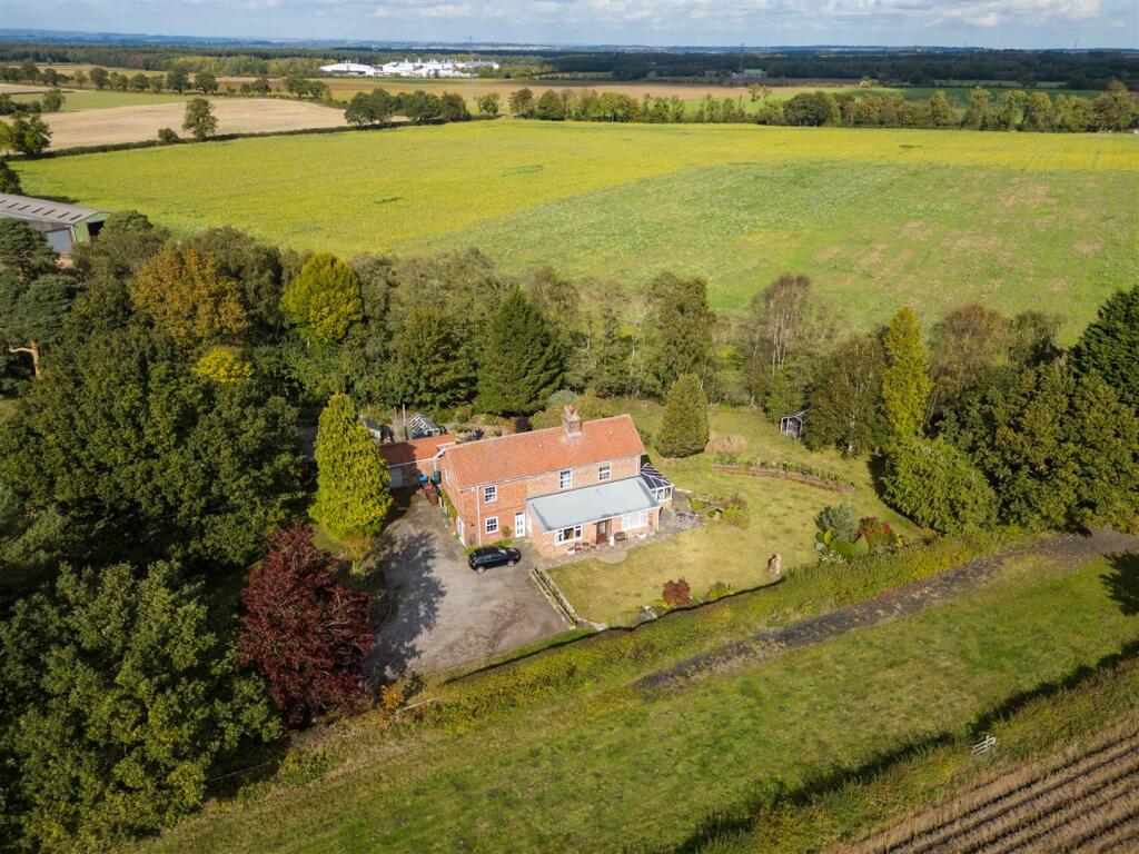 Main image of property: Warthill, York