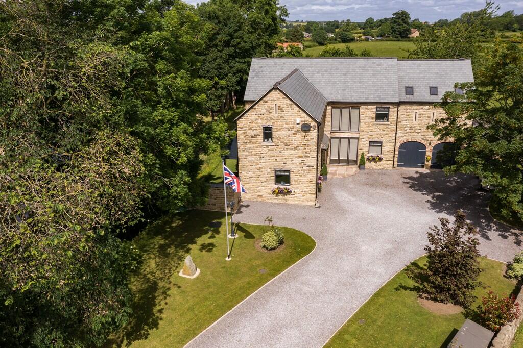 5 bedroom detached house for sale in Brompton On Swale, Richmond, DL10