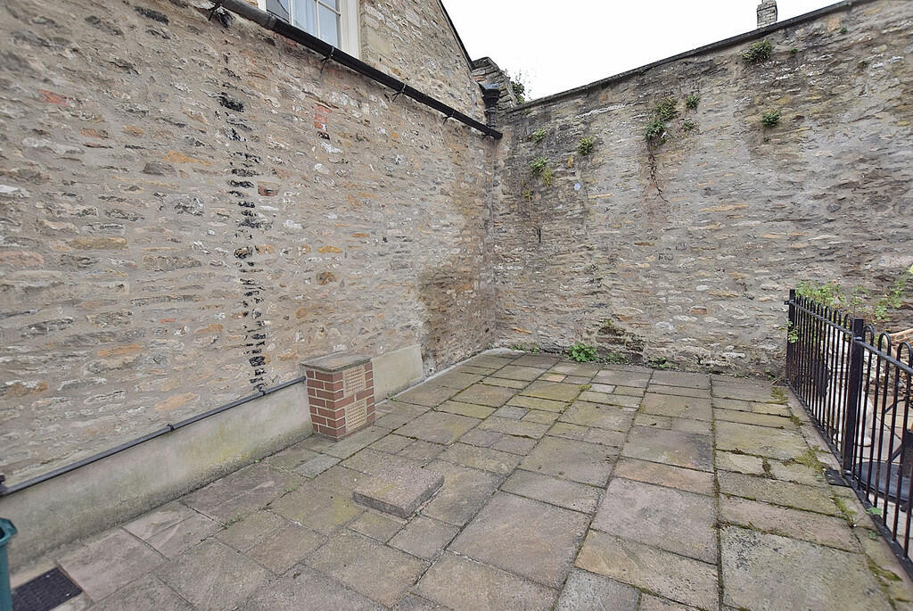 Additional property image - Merchants Courtyard, Richmond