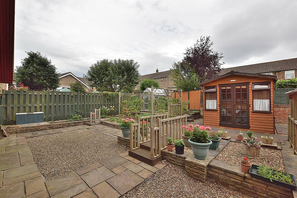 Additional property image - Whitefields Drive, Richmond